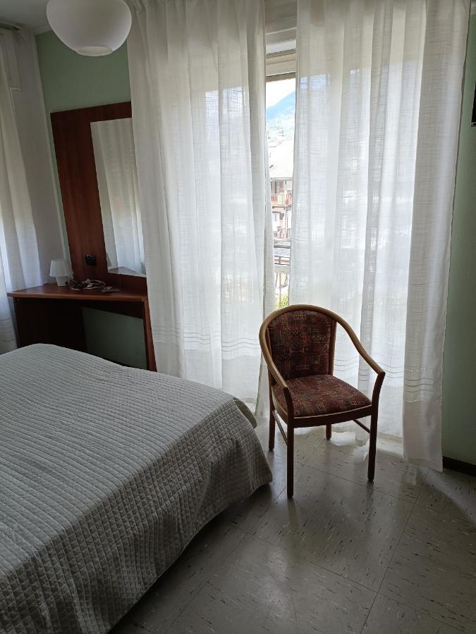 La Maison Hotel Aymavilles Ngoại thất bức ảnh